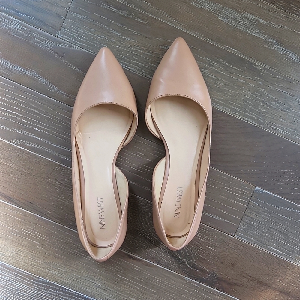 Nine West flats, size 7.5 nude/taupe/saige